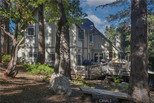 196 N Fairway Drive, Lake Arrowhead, CA 92352