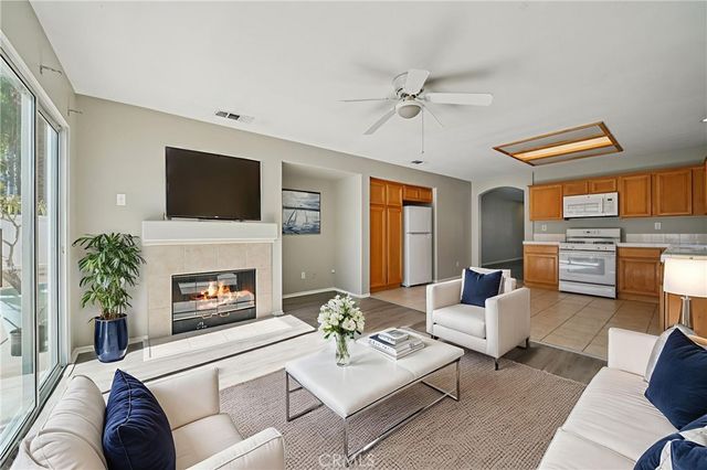 32255 Corte Illora, Temecula, CA 92592