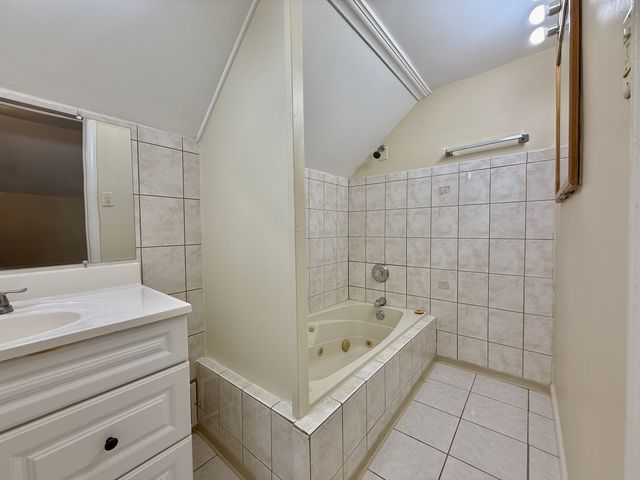 163 W RAYE Drive, Chicago Heights, IL 60411