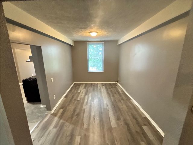 335 Cedarhurst St, Beltzhoover, PA 15201