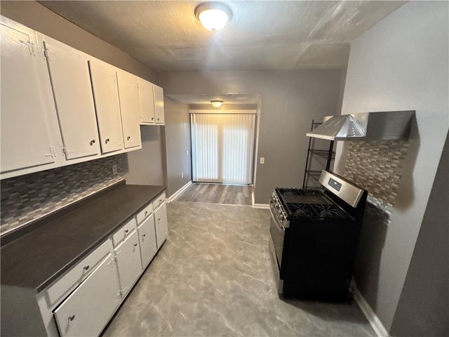 335 Cedarhurst St, Beltzhoover, PA 15201