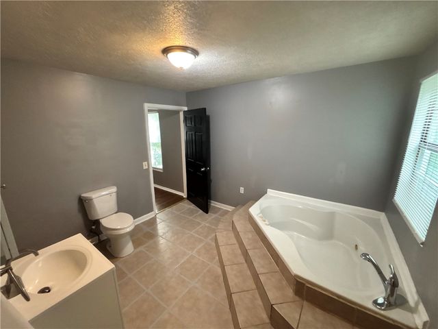 335 Cedarhurst St, Beltzhoover, PA 15201