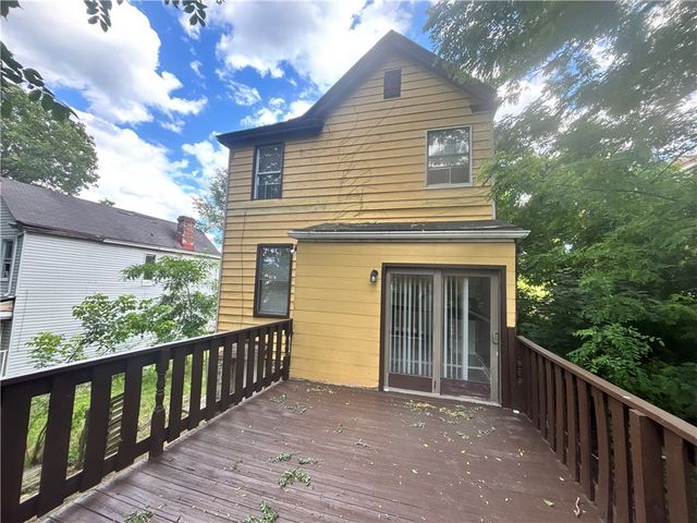 335 Cedarhurst St, Beltzhoover, PA 15201