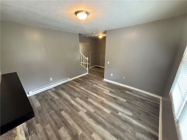 335 Cedarhurst St, Beltzhoover, PA 15201