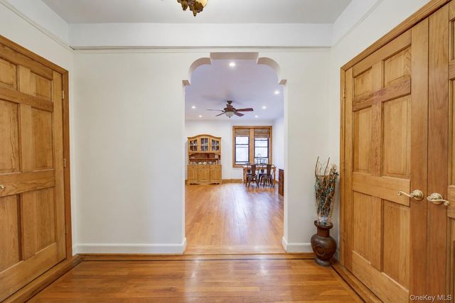 167-10 Crocheron Avenue 5R, Flushing, NY 11358