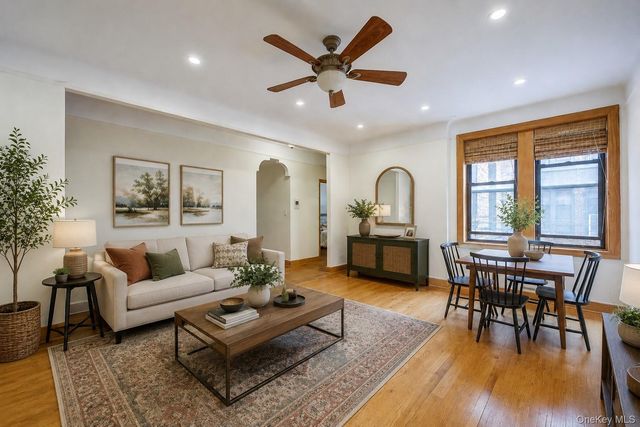 167-10 Crocheron Avenue 5R, Flushing, NY 11358