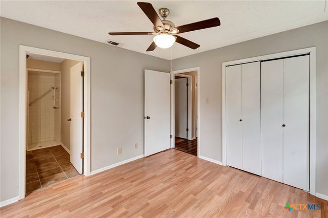 247 Goldenrod Avenue, Victoria, TX 77904