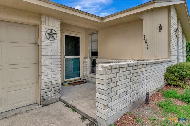 247 Goldenrod Avenue, Victoria, TX 77904