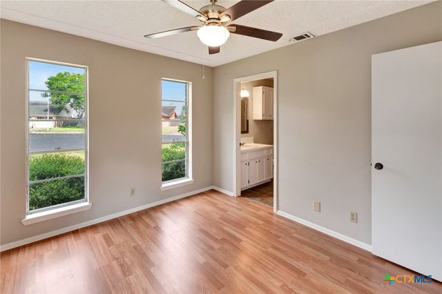 247 Goldenrod Avenue, Victoria, TX 77904