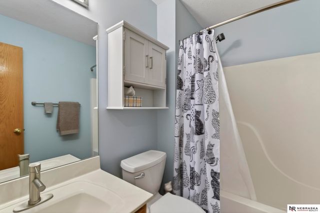 8403 Weber Street, Omaha, NE 68122