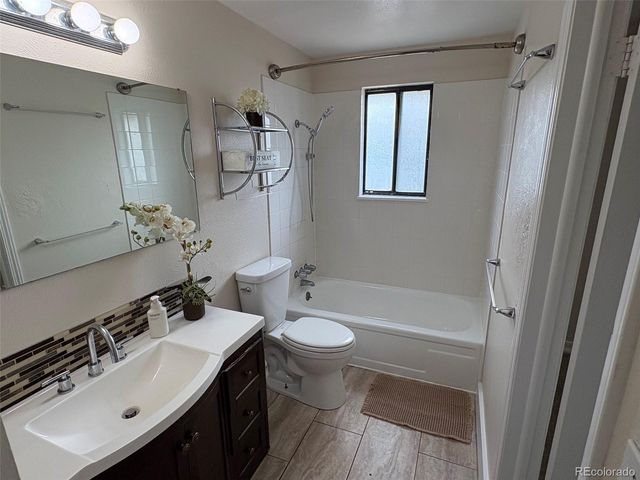 1005-1007 Harmon Place, Longmont, CO 80501