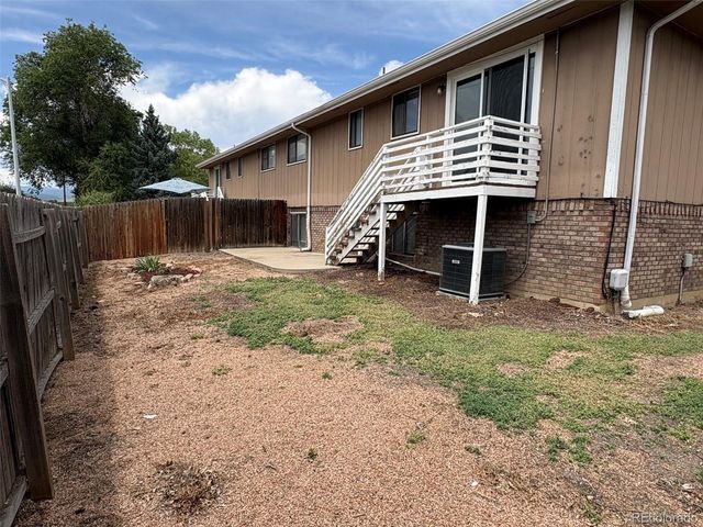 1005-1007 Harmon Place, Longmont, CO 80501