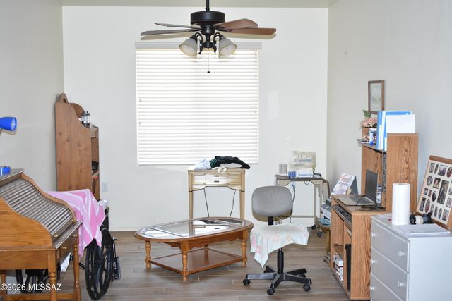 1476 W Big Room Place, Benson, AZ 85602