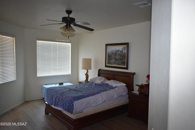 1476 W Big Room Place, Benson, AZ 85602