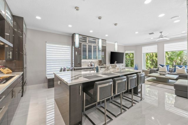 10980 NW 69th Place, Parkland, FL 33076