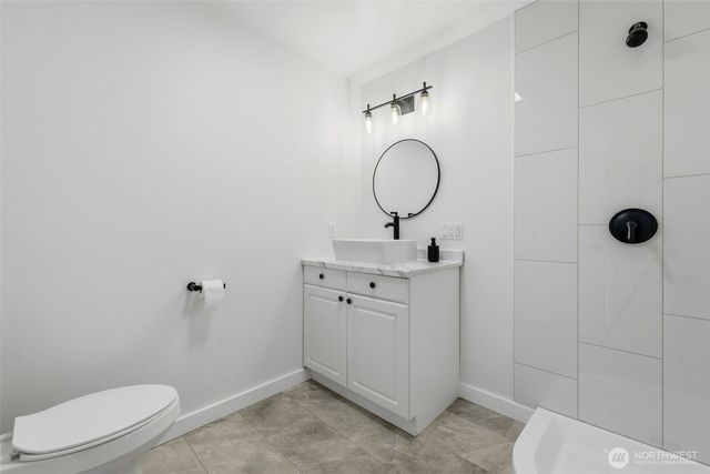 8905 Veterans Drive SW, Lakewood, WA 98498