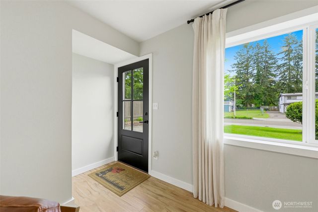 8905 Veterans Drive SW, Lakewood, WA 98498
