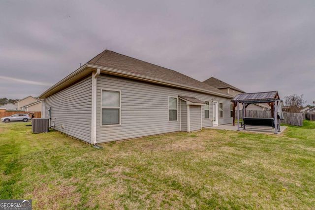 300 Heritage Drive, Calhoun, GA 30701