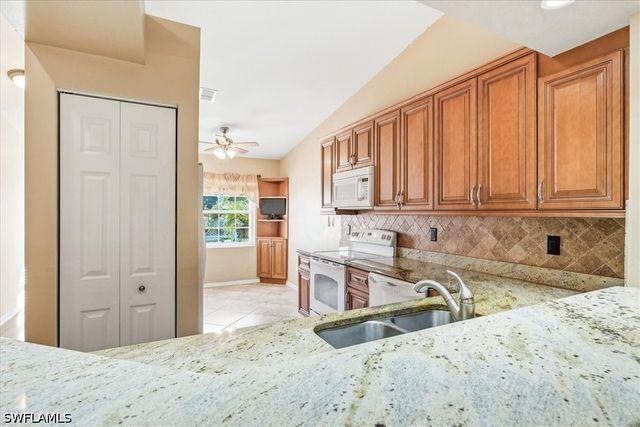 2526 Orchid Bay DR 202, Naples, FL 34109