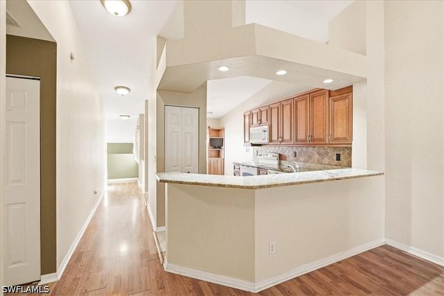 2526 Orchid Bay DR 202, Naples, FL 34109