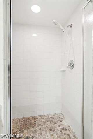 2526 Orchid Bay DR 202, Naples, FL 34109