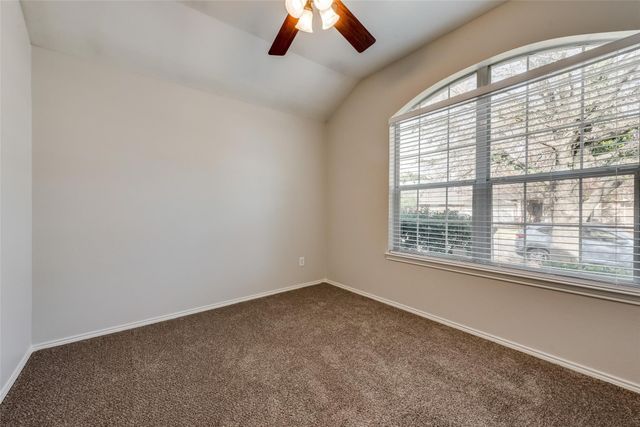 5909 Paloma Blanca Drive, Fort Worth, TX 76179