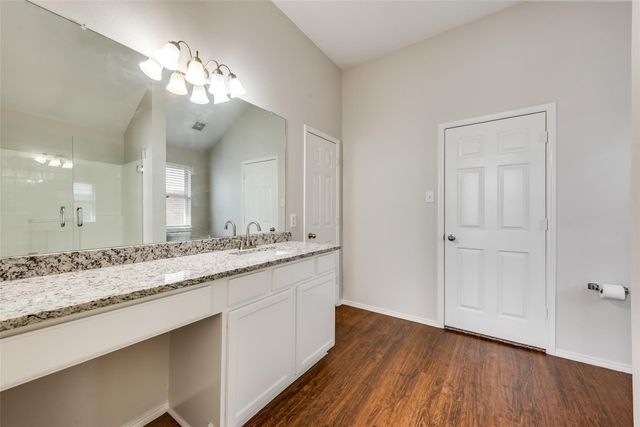 5909 Paloma Blanca Drive, Fort Worth, TX 76179