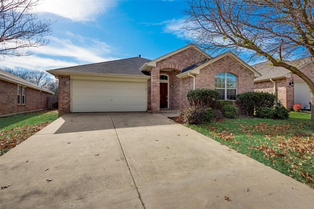 5909 Paloma Blanca Drive, Fort Worth, TX 76179