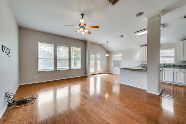 5909 Paloma Blanca Drive, Fort Worth, TX 76179