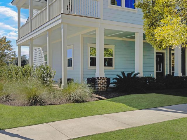 139 Sabal Court, Summerville, SC 29483