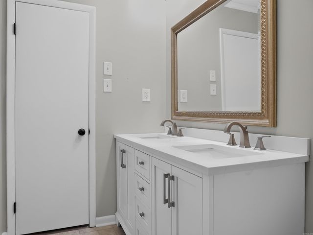 6 Desoto Forest Cv, Little Rock, AR 72212
