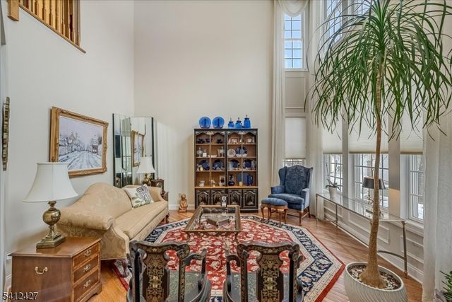 71 Schindler Way, Fairfield Twp., NJ 07004