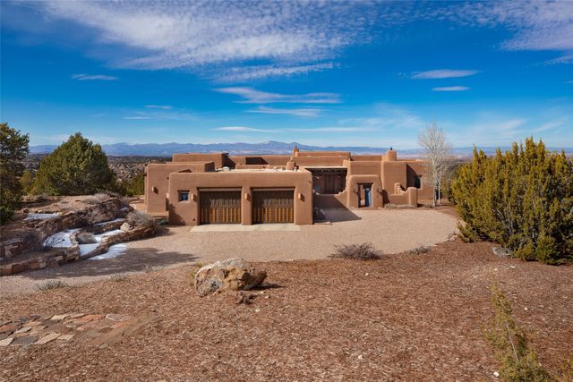 95 Lodge Trail, Santa Fe, NM 87506