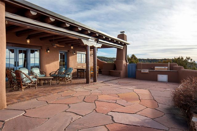 95 Lodge Trail, Santa Fe, NM 87506