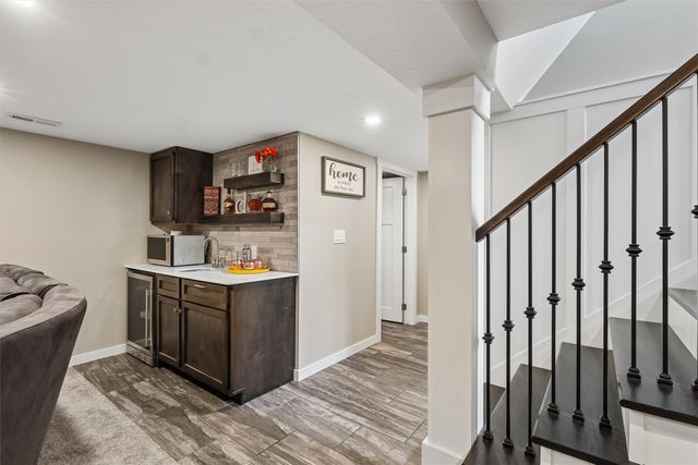 1035 Market Street, Carlisle, IA 50047