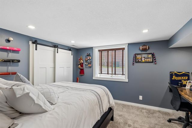 1035 Market Street, Carlisle, IA 50047