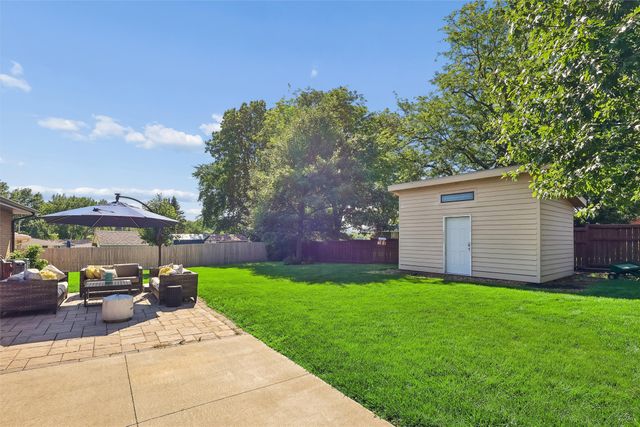 1035 Market Street, Carlisle, IA 50047
