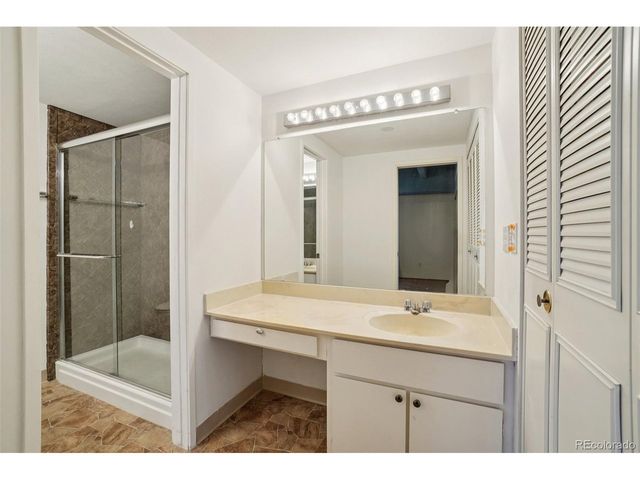 7877 E Mississippi Ave 1501, Denver, CO 80247