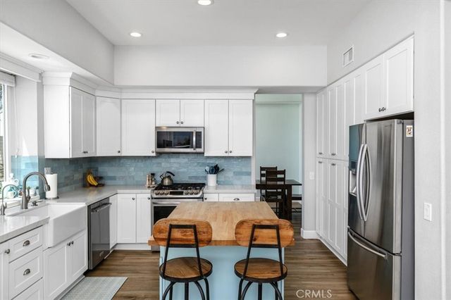 23831 Via Madrid, Murrieta, CA 92562
