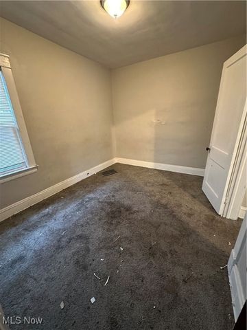 2099 W 81st Street Down, Cleveland, OH 44102