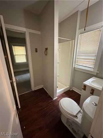 2099 W 81st Street Down, Cleveland, OH 44102