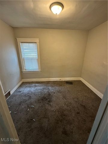 2099 W 81st Street Down, Cleveland, OH 44102