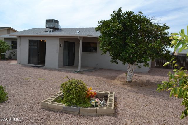 1890 W 15TH Lane, Apache Junction, AZ 85120