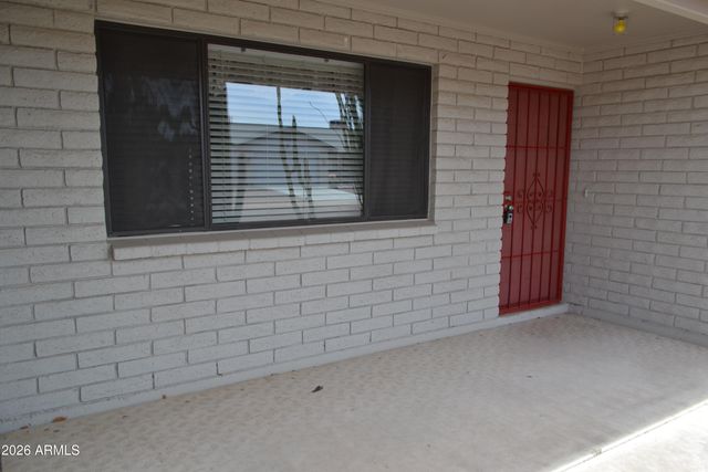 1890 W 15TH Lane, Apache Junction, AZ 85120