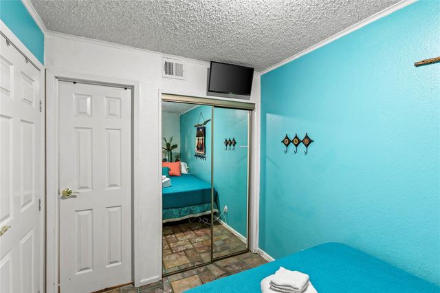 6102 Seawall Boulevard 162, Galveston, TX 77551