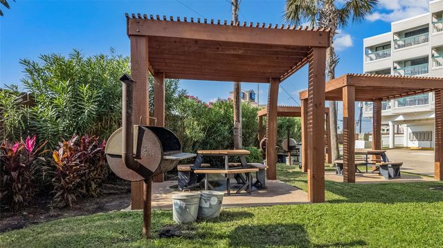 6102 Seawall Boulevard 162, Galveston, TX 77551