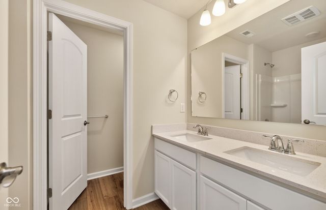 6856 Seabiscuit Road, Whitestown, IN 46075