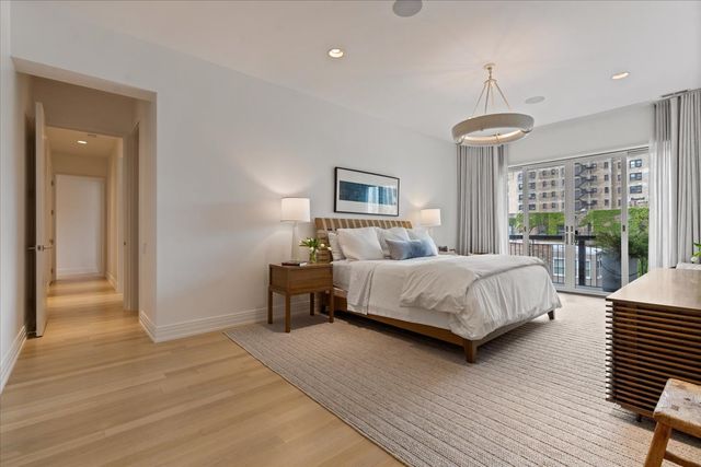422 W Deming Place 4, Chicago, IL 60614