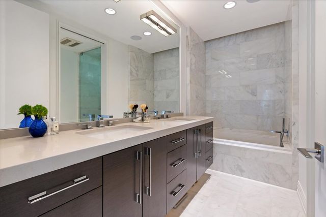 422 W Deming Place 4, Chicago, IL 60614