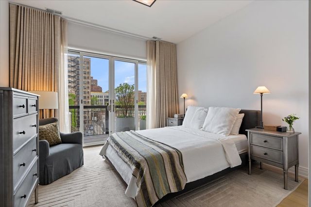 422 W Deming Place 4, Chicago, IL 60614